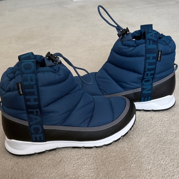 The North Face Kids Thermoball pull on Insulated Boots - Picture 1 of 4